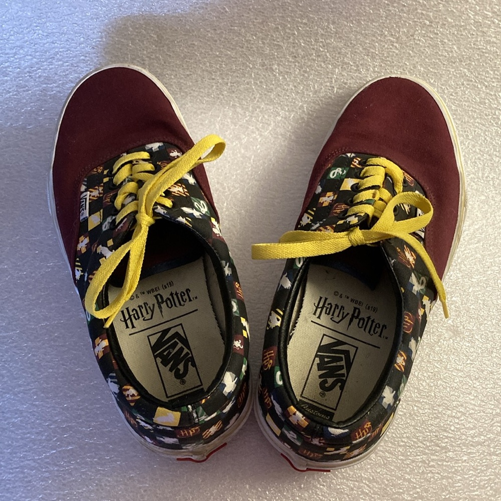 Harry Potter™ Vans® Authentic Customs LE Unisex Checkerboard Sneakers - Sz 9.5*